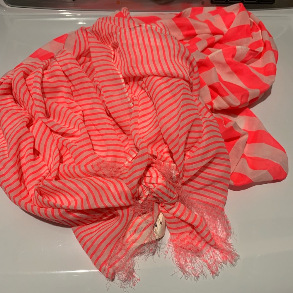 Aeropostale sweater and scarf